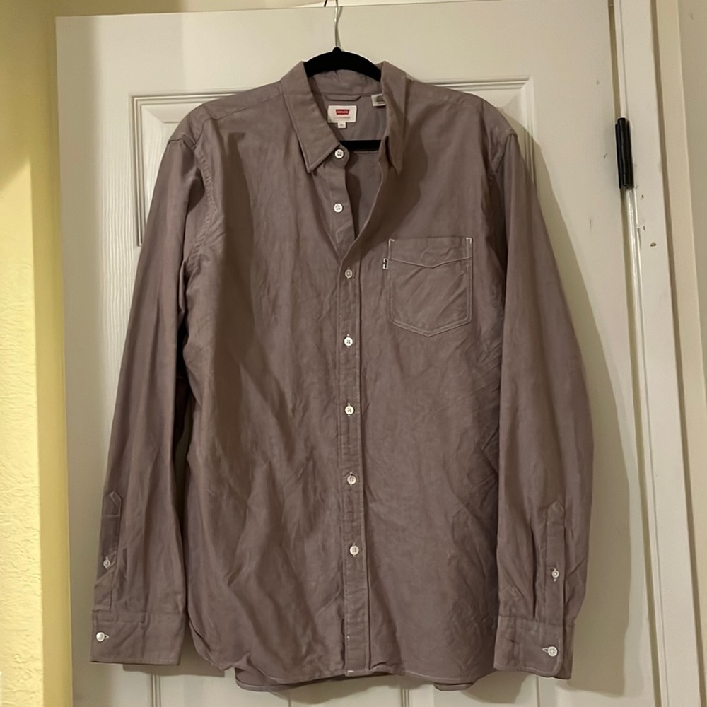 Men’s Levi’s Light Mauve Chambray Button Down